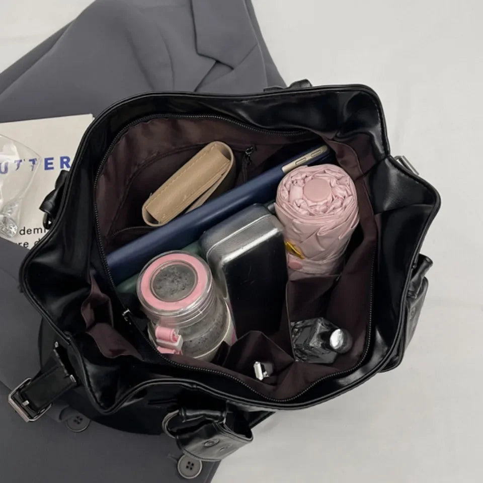 Bolso de hombro espacioso de marca retro para mujer, bolso cruzado clásico de lujo de color sólido, bolso de mano de cuero PU suave de gran capacidad.